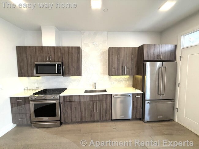 Photo - 24 Rush St Unidad #E