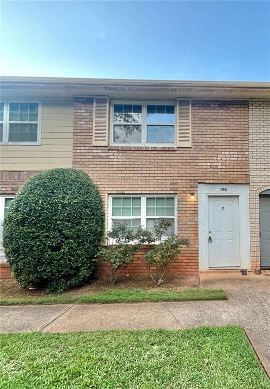 Photo - 100 Chalfont Dr