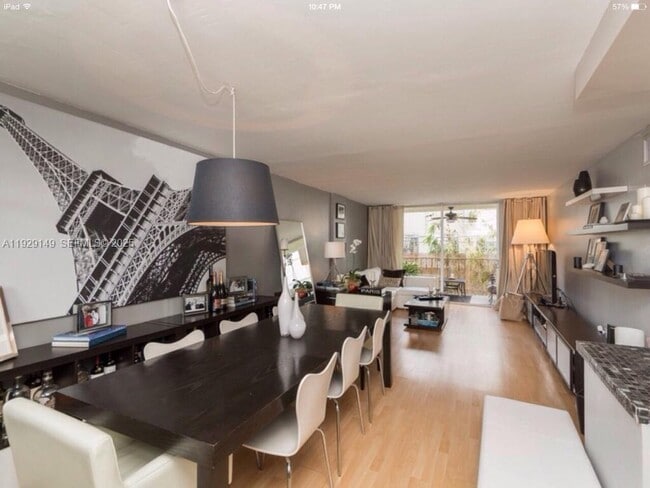 Building Photo - 947 Lenox Ave. Unit 404