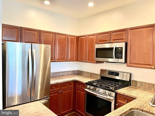Photo - 1645 International Dr Unidad 221