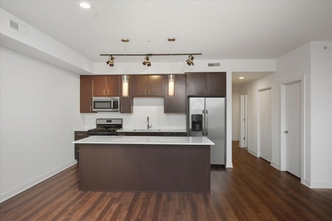 Photo - 500 N Northwest Hwy Unidad 312