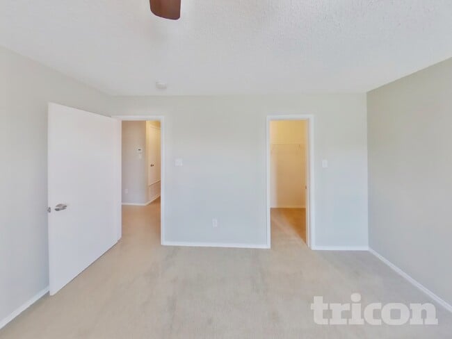 Photo - 1708 Vineridge Ln
