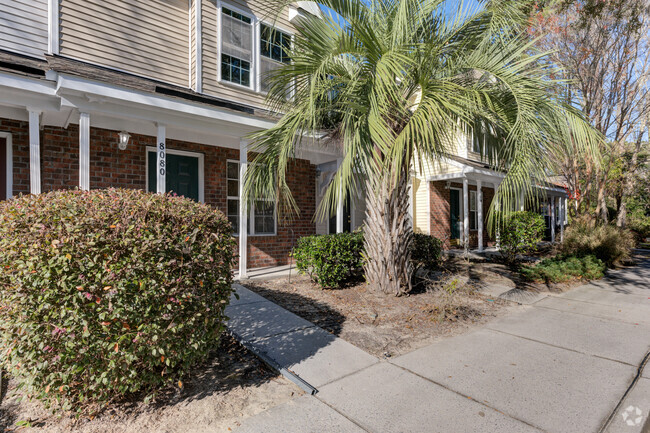 Building Photo - 8080 Shadow Oak Dr Rental