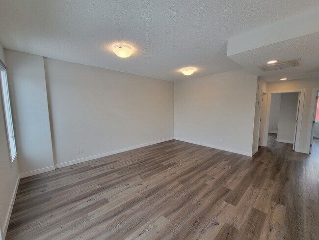 Photo - 2796-2796 Maple Way NW Unit 77 / APS