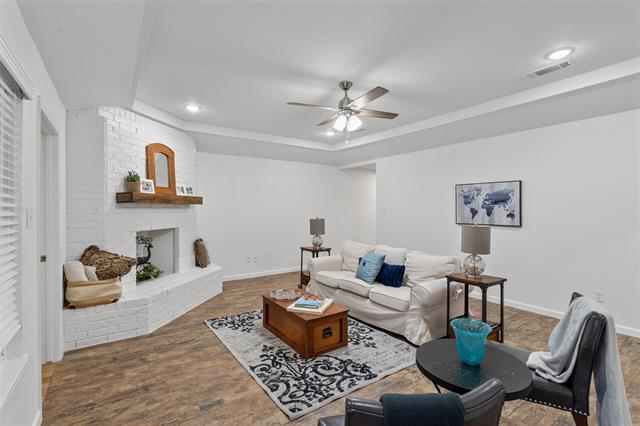 Photo - 904 Meadowlark Ln