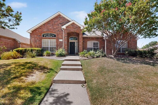 10201 Max Ln