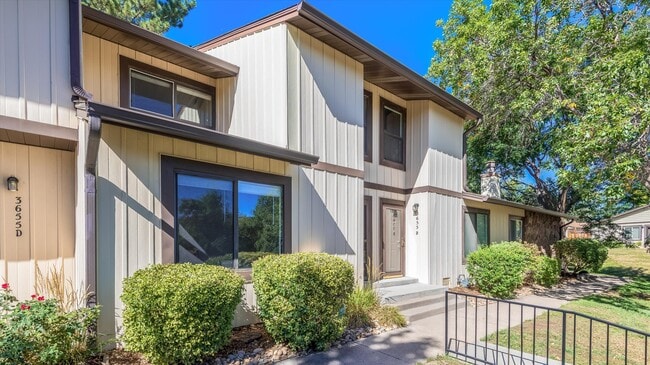 3655 S Kittredge St Unit C