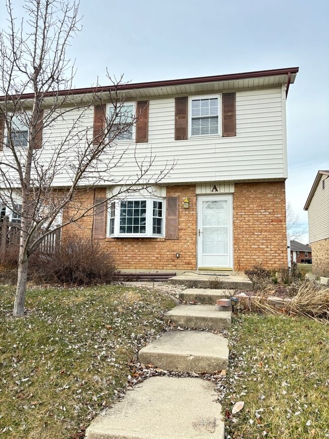 Building Photo - 1173 Navaho Dr Unit A