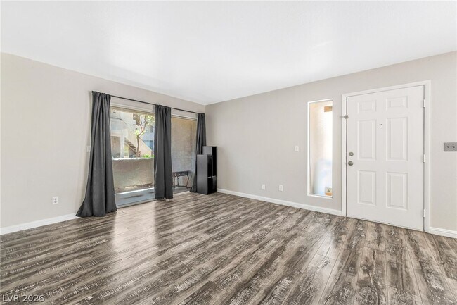 Photo - 3060 Tarpon Unit 102