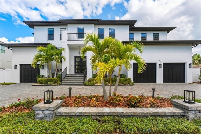 Photo - 481 W Davis Blvd