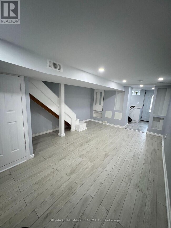Photo - 102 Barton Ave