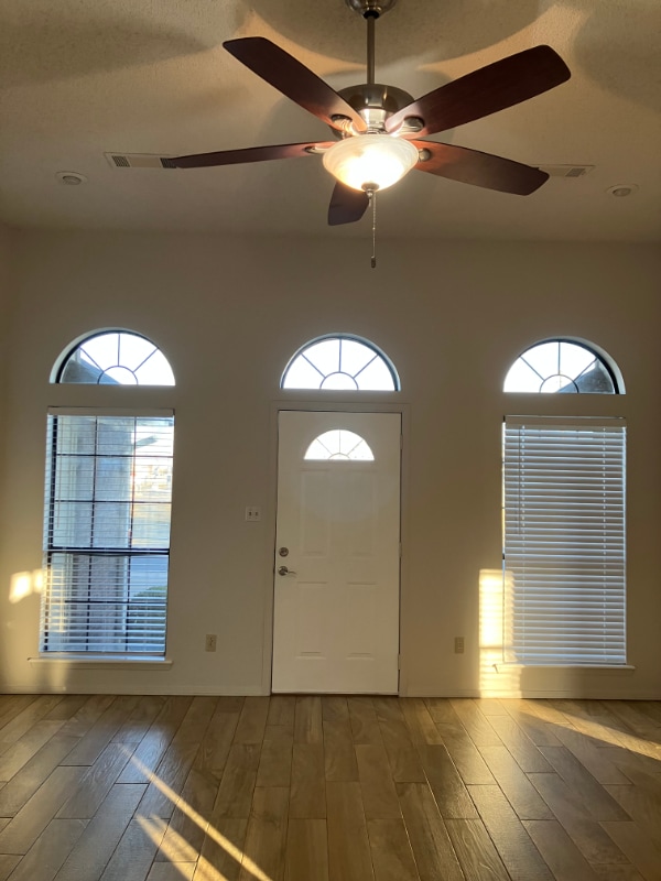 Photo - 5620 S 98th St