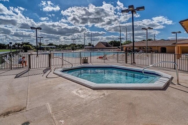 Photo - 2358 NW 37th Ave