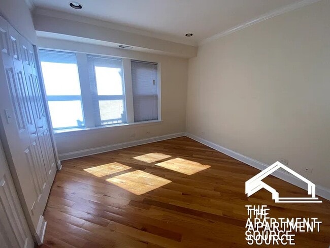 Photo - 6947 N Oakley Ave Unit 3