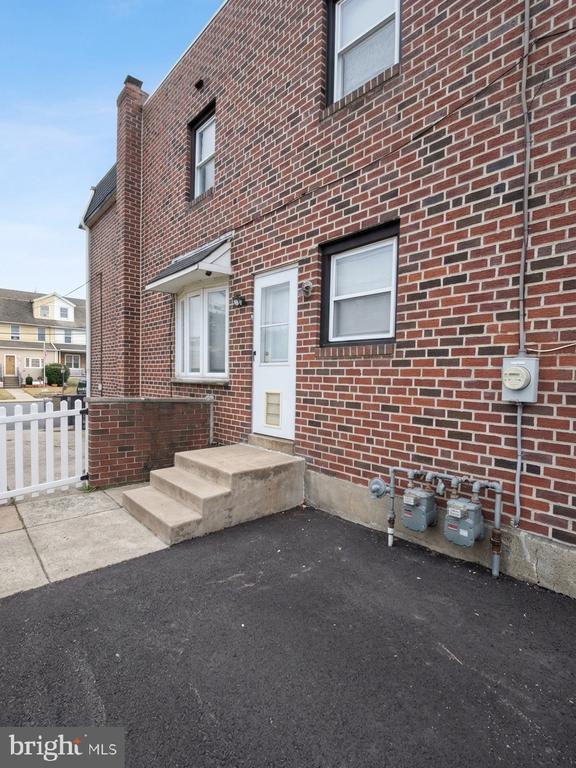 130 N Wells Ave