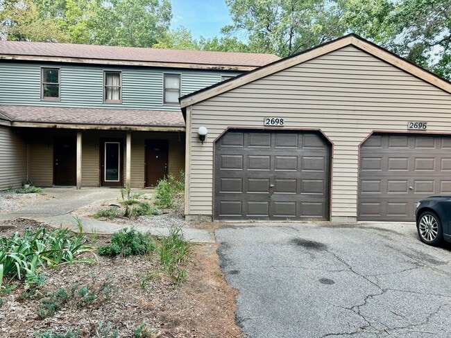 Building Photo - 2698 Kragspough Ct Unit 2698