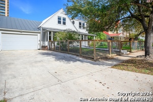 Photo - 211 Allensworth St