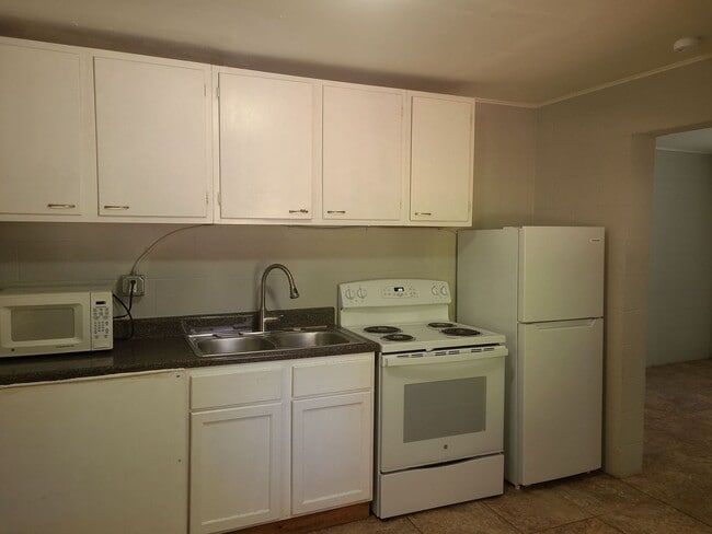 Photo - Newly Available! 2 Bedroom in Red Bank!