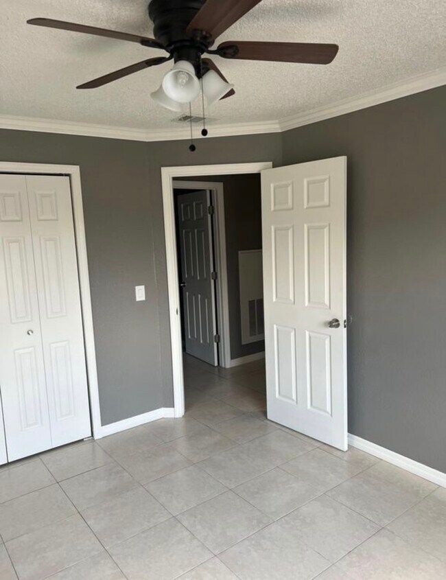 703 Michigan Ct Unit 3