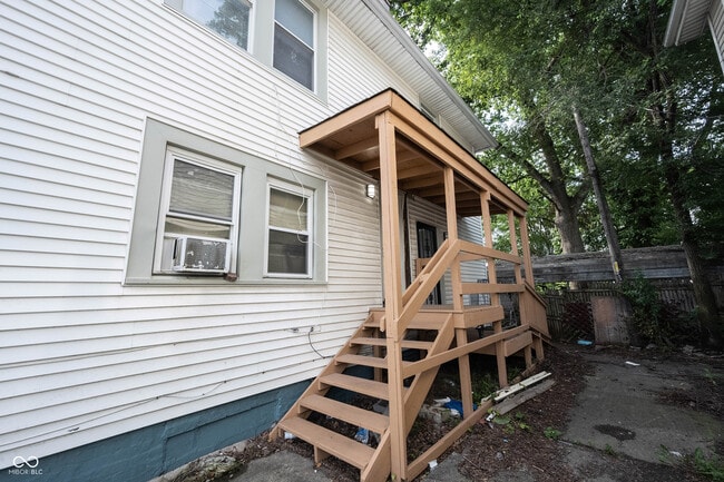 Photo - 2209 E New York St Unit B