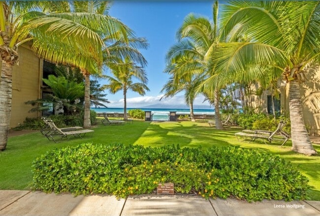 Building Photo - 3559 Lower Honoapiilani Rd Unit 2B Rental