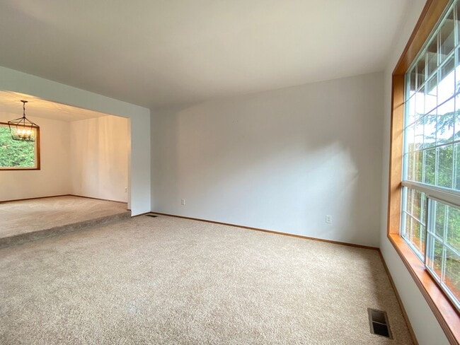 Photo - Beautiful 4BR Home in Hillshire Terrace