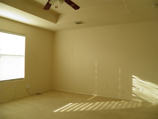 Photo - 2907 Morton Cove Ln