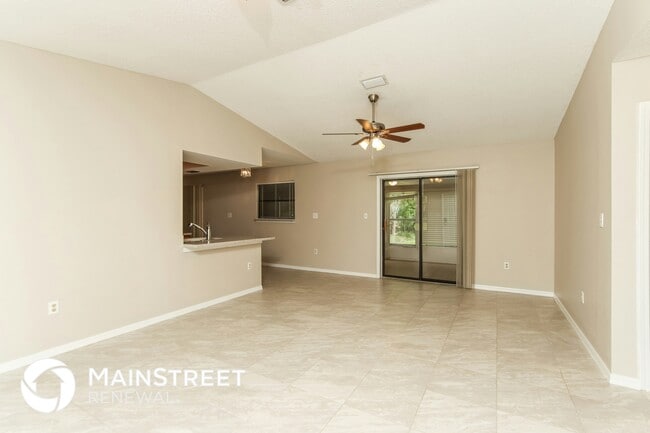 Photo - 608 Helicon Terrace