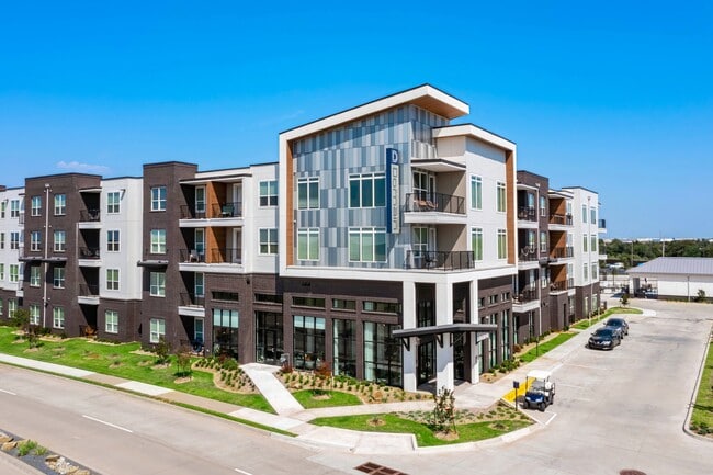 Building Photo - Domain at Chisholm Creek Rental