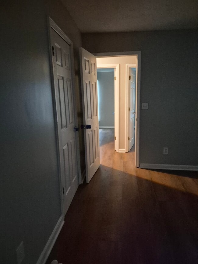 Photo - 7043 Hania Dr