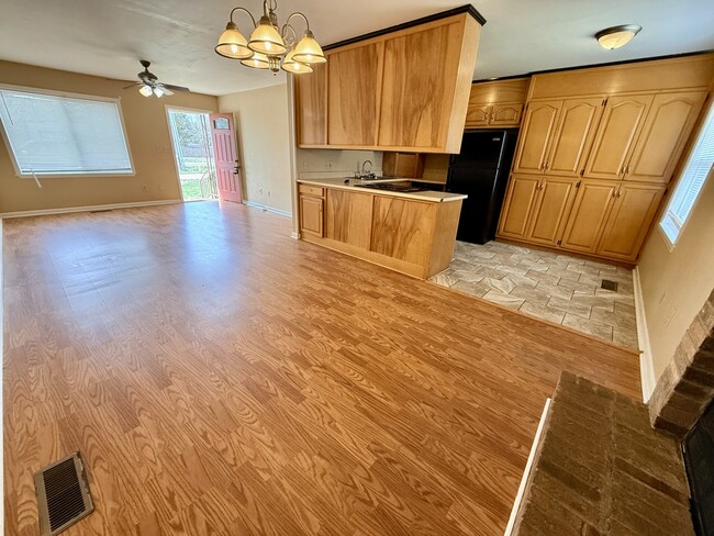 Photo - 105 Oakwood Meadows Dr Unidad A