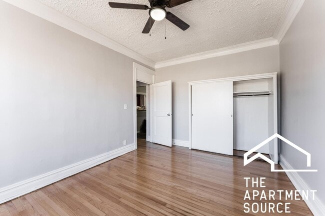 Photo - 1210 W Montrose Ave