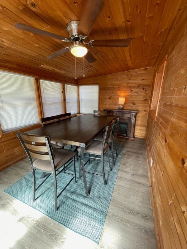 Photo - 1 Lakeview Dr