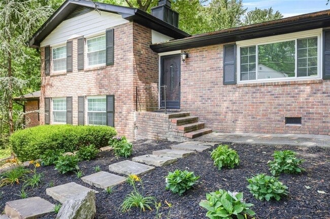 Building Photo - 2903 Old Sewell Rd