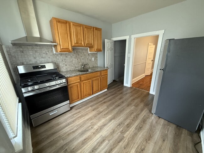 Photo - 156 Eutaw Ave