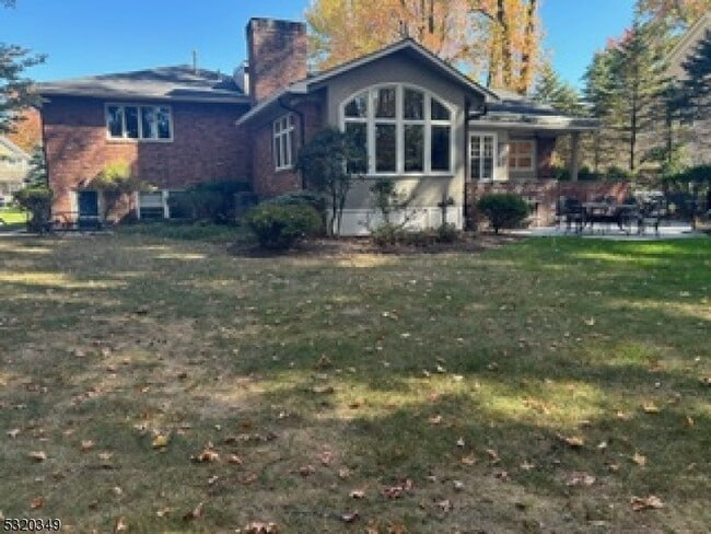 Photo - 722 Hyslip Ave