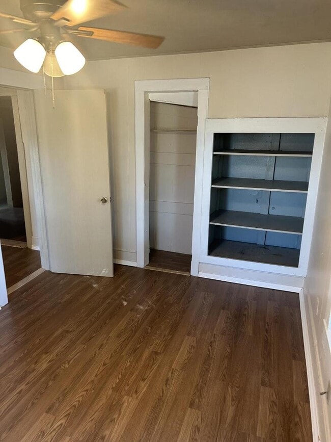 Photo - 411 Jackson St