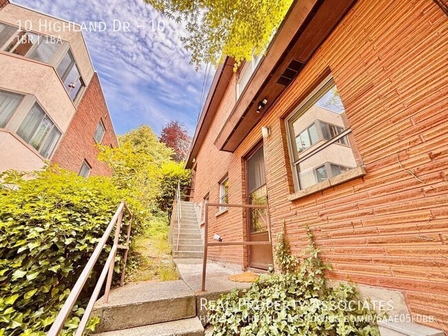 Photo - 10 Highland Dr Unit 10