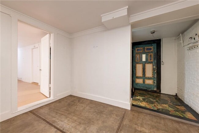 Photo - 1501 W 9th St