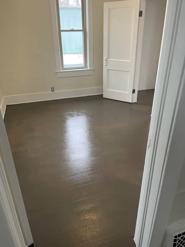 Photo - 308 5th St Unidad #1