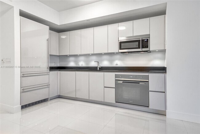 Photo - 1010 Brickell Ave Unit 3908