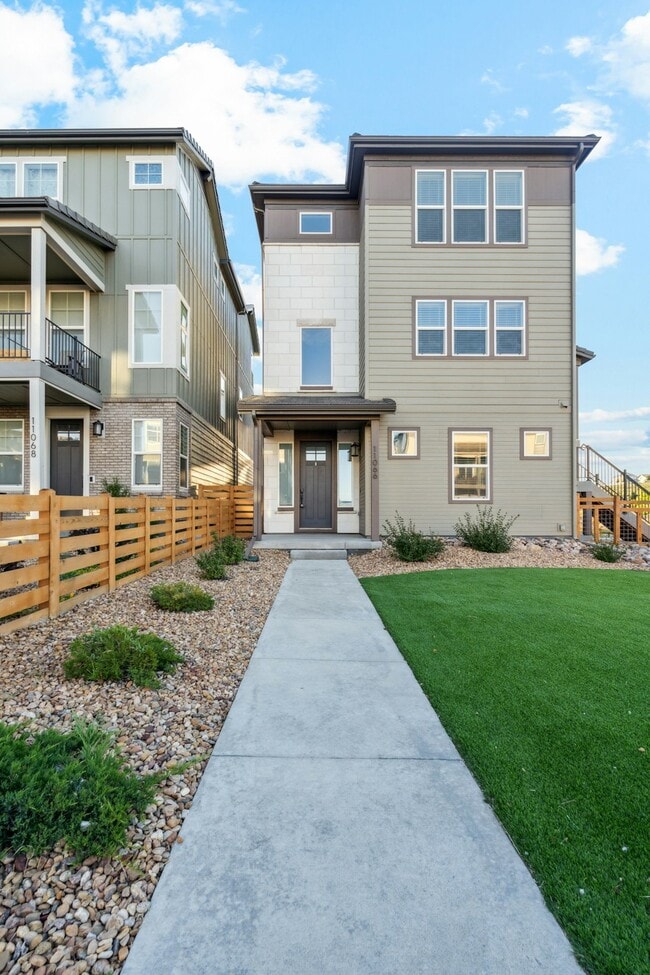 Building Photo - 11066 Shining Star Cir