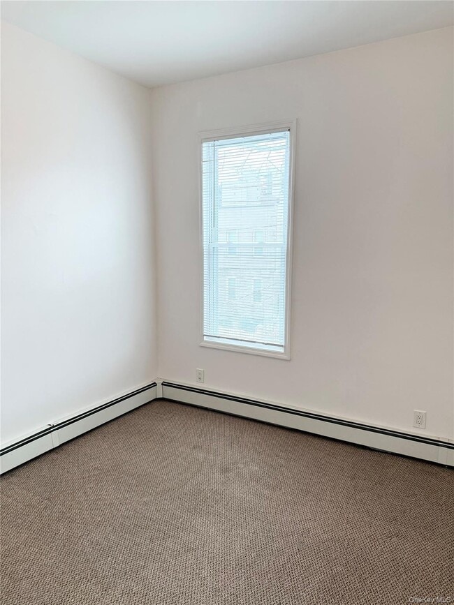 Photo - 18-31 25th Rd Unit 2nd Floor