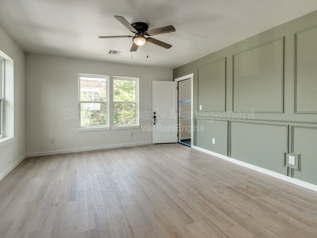 Photo - 814 W Hill St Unit 4