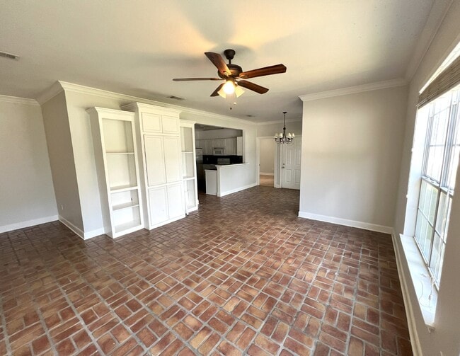 Photo - University View Condo, Gated 2 Bedroom Condo For Rent, Near LSU Unidad University View