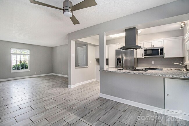 Photo - 2624 Park Rd Unidad E