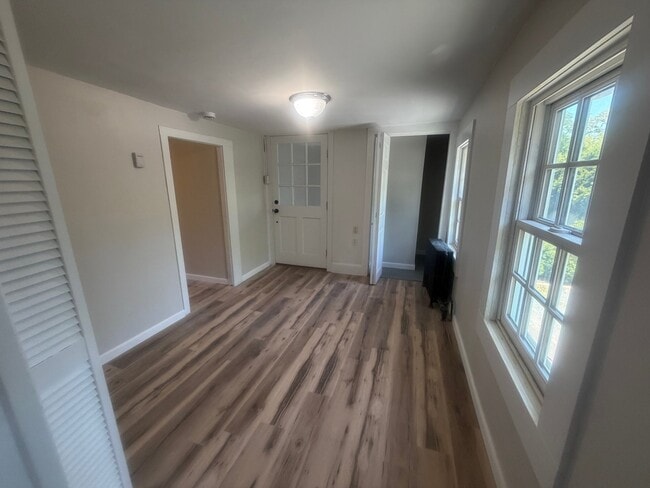 Photo - 1382 Hope St