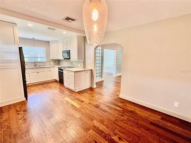 Photo - 438 Lakeview Ave