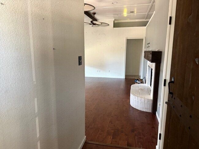 Photo - 6301 Glen Knoll Dr