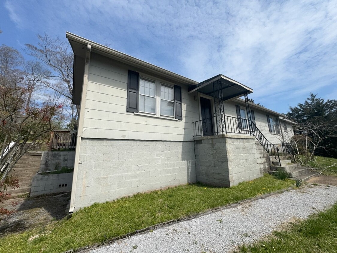 Newly Available, Ooltewah 3 Bedroom 2.5 Ba... - Newly Available, Ooltewah 3 Bedroom 2.5 Ba...